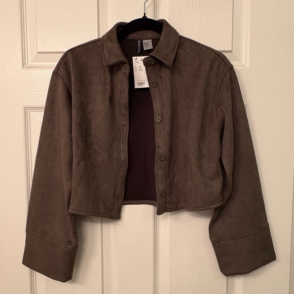 New With Tag H&M Olive Loose-Fit Cropped Shirt - Picture 4 of 8